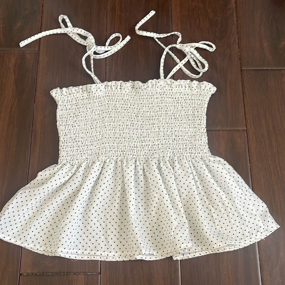 Cute top with adjustable straps sz large like new